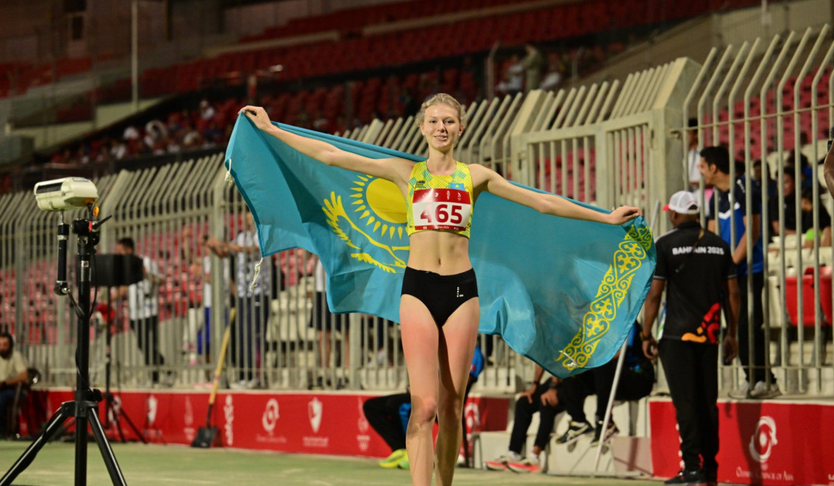 Жезөкше Сочи Эли мен ағаш шебері жыныстық қатынасқа түсіп жатыр