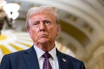 Фотография к новости: Трамп повысил пошлины против Канады на фоне рекламного скандала