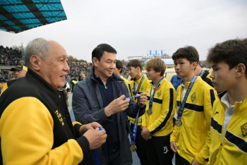 Фотография к новости: Алматинский "Кайрат" сыграл 1:1 с "Астаной" и стал пятикратным чемпионом Казахстана