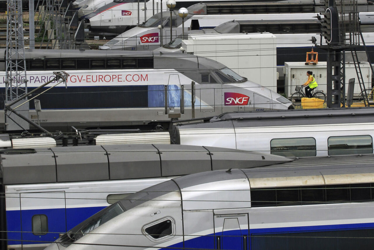 AP - Remy de la Mauviniere