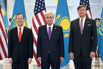 Фотография к новости: Токаев поддержал политику Трампа и готовится к саммиту C5+1