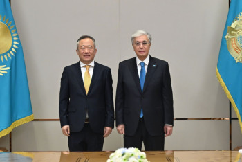 Фотография к новости: Токаев принял президента Пекинского университета языка и культуры