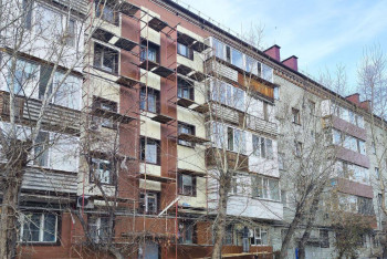 Фотография к новости: Ремонт дома по дизайн-коду в Костанае вызвал бурю недовольства среди горожан