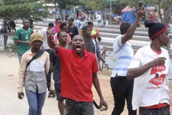 Фотография к новости: Беспорядки после выборов в Танзании: сотни погибших, интернет отключён