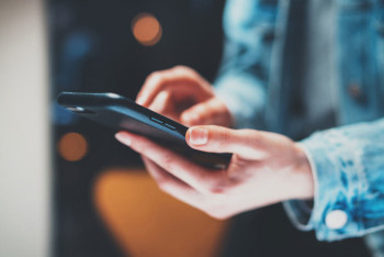 Фотография к новости: Казахстанцам напомнили, как избежать проблем при покупке смартфона