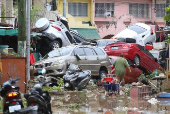 Фотография к новости: На Филиппины обрушился тайфун: есть погибшие