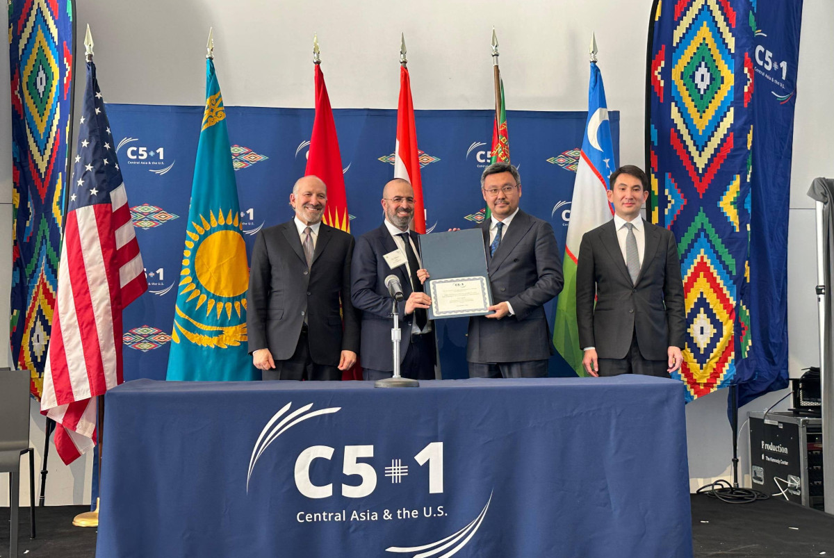 США инвестируют в трансформацию медицины и высокотехнологичную добычу в Казахстане