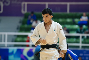 Фотография к новости: Шерзод Давлатов рассказал о финальной схватке и завоеванном серебре на Исламских играх в Эр-Рияде