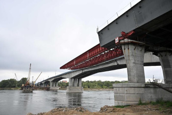 Фотография к новости: В Абайской области модернизируют дороги и мосты