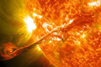 Астрономы бьют тревогу: мощная солнечная вспышка может повлиять на Землю