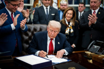 Фотография к новости: В США завершился самый долгий в истории шатдаун