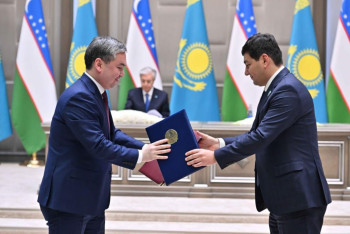 Фотография к новости: Казахстан и Узбекистан подписали меморандум в сфере горной промышленности