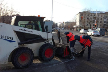 Фотография к новости: Более 2 800 дорожных рабочих задействованы в снегоуборочных работах в Астане