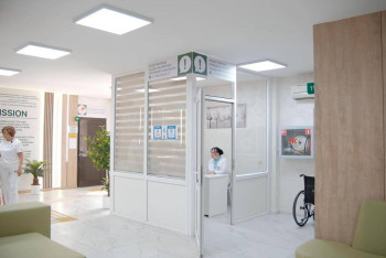 Фотография к новости: В поликлиниках страны открыто 660 отделений неотложной помощи