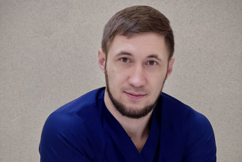 Фотография к новости: Когда руки говорят сердцем: путь массажиста Виктора Сахно