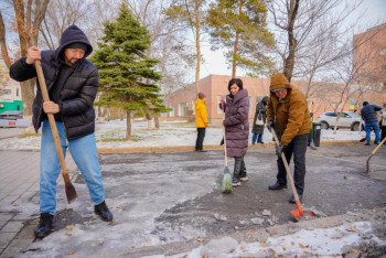 Фотография к новости: В Астане филармония превратила "Таза Қазақстан" в масштабный флешмоб чистоты