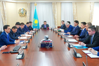 Фотография к новости: Трагедия в Алгабасе: Канат Бозумбаев провел заседание Правительственной комиссии