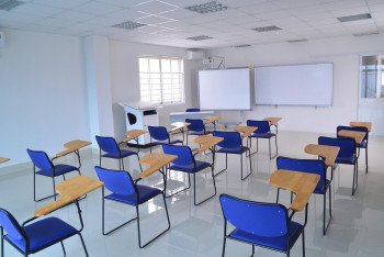 Фотография к новости: Школы готовят к онлайн-обучению? Озвучены критерии для перехода на дистанционку