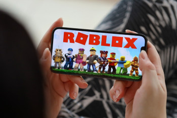 Фотография к новости: Roblox вводит биометрическую верификацию пользователей