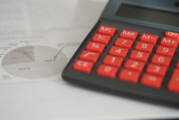 Фотография к новости: В Астане предложили снизить налог по упрощёнке для бизнеса до 3%