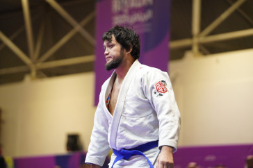 Фотография к новости: Рамазан Кусаинов завоевал серебро Игр исламской солидарности по джиу-джитсу