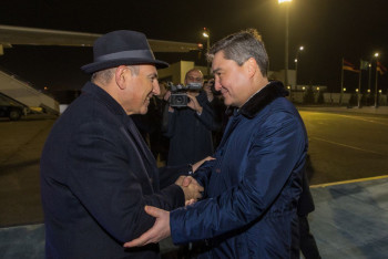 Фотография к новости: Премьер-министр Армении прибыл в Астану