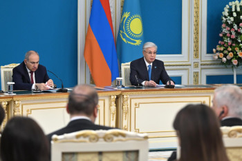 Фотография к новости: Токаев поддержал план Трампа по урегулированию ситуации в Украине