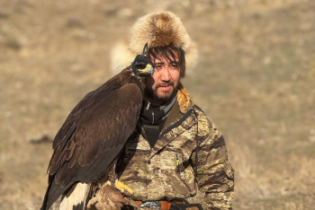 Фотография к новости: В Мангистау прошли соревнования по соколиной охоте
