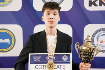 Фотография к новости: Школьник из Мангистау стал чемпионом мира по тогызкумалак