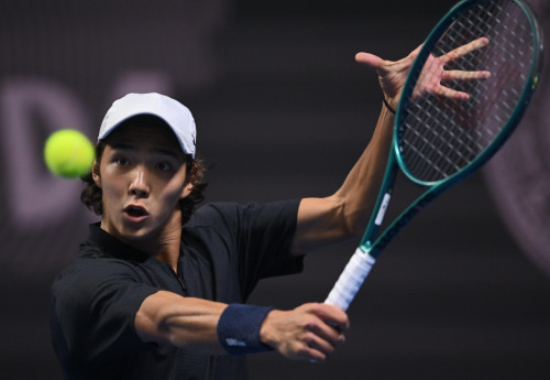 Фотография к новости: Амир Омарханов выиграл первый одиночный титул на профессиональном турнире