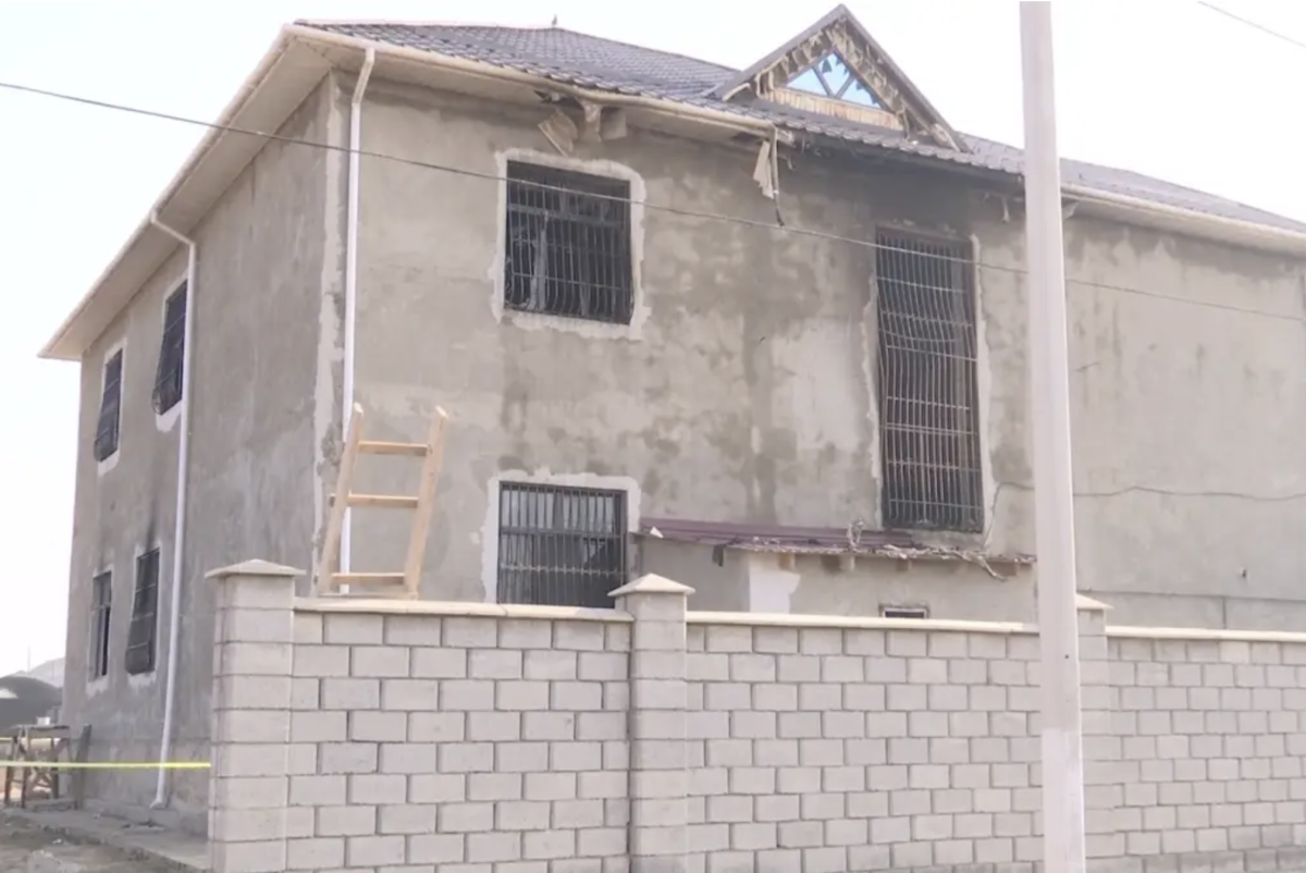 Дом, в котором погибли две семьи. Фото из соцсетей