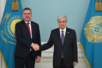 Токаев принял спецпредставителя ЕС по Центральной Азии