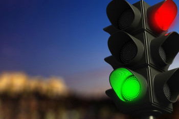 Фотография к новости: Светофоры на ключевых улицах Астаны изменили режим работы