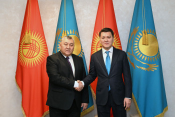 Фотография к новости: Карин представил инициативы Токаева на встрече с госсекретарём Кыргызстана