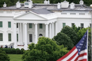 Белый дом создал "зал позора" для СМИ, обвиняемых в искажении фактов