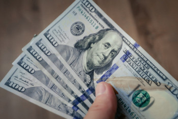 Фотография к новости: Нацфонд продал 600 млн долларов в ноябре: что поддержало тенге?