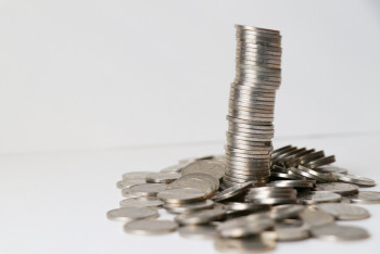 Казахстанцам напомнили о порядке досрочного погашения кредитов