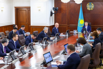 Фотография к новости: Бектенов поручил усилить цифровизацию обрабатывающей промышленности