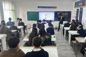 Фотография к новости: Буллинг и суицид среди школьников: в Туркестане провели встречу с прокурорами и психологами