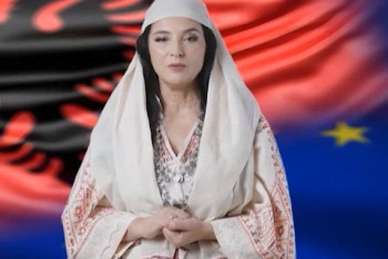 Фотография к новости: Первый в мире ИИ-министр попалась на взятках