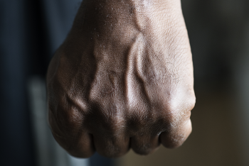 Фотография к новости: В Костанае санитар получил срок за жестокое избиение пациента