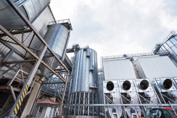 Фотография к новости: В Туркестанской области реализуют инвестпроекты на 152 млрд тенге