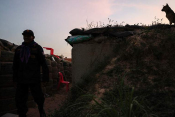 Фотография к новости: ВМС Таиланда начали масштабную операцию на границе с Камбоджей