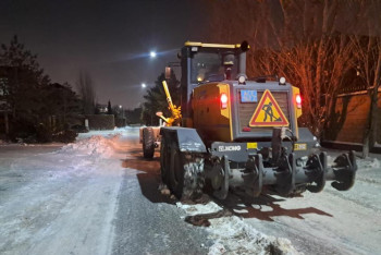 Фотография к новости: Астана в снежной битве: более тысячи единиц спецтехники вышли на улицы в ночную смену