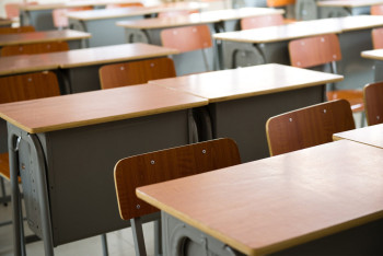 Фотография к новости: В Астане школьников 0–6 классов первой смены перевели на дистанционное обучение