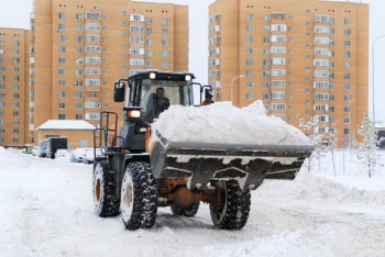 Фотография к новости: Без выходных и пауз: как коммунальные службы Астаны борются со снегом и гололёдом