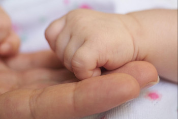 Сколько платят за рождение ребенка в Казахстане: цифры 2025 года