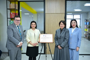 Фотография к новости: Казахстан и США запустили международный исследовательский центр в Актобе