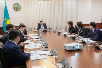 Фотография к новости: В Правительстве рассмотрели цифровую трансформацию ОСМС