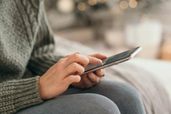 Фотография к новости: Новая схема обмана: Мошенники заставляют жертв самим выходить на связь